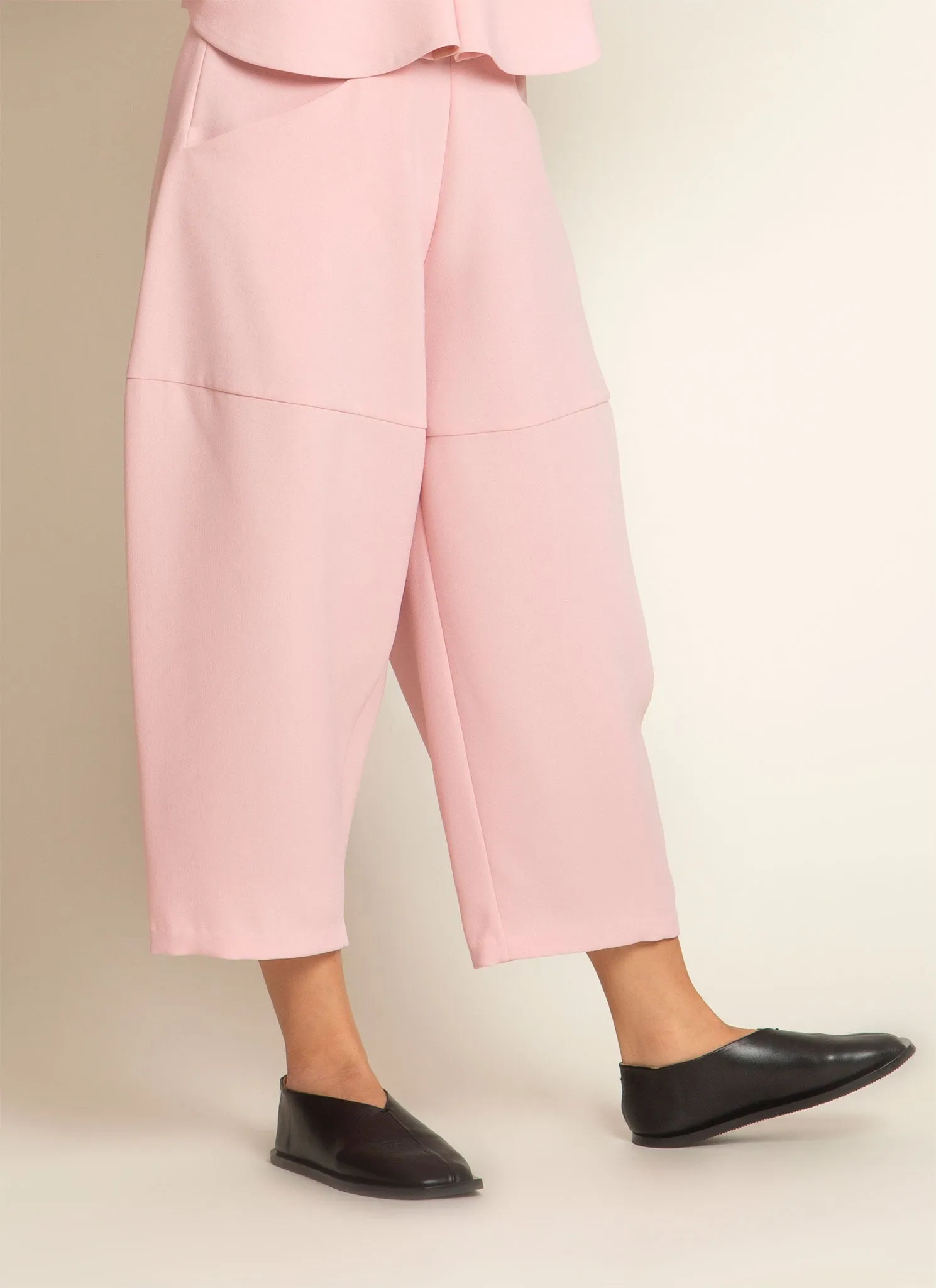 Cachuabi Tomato Tapered Billow Pocket Pant in Soft Pink