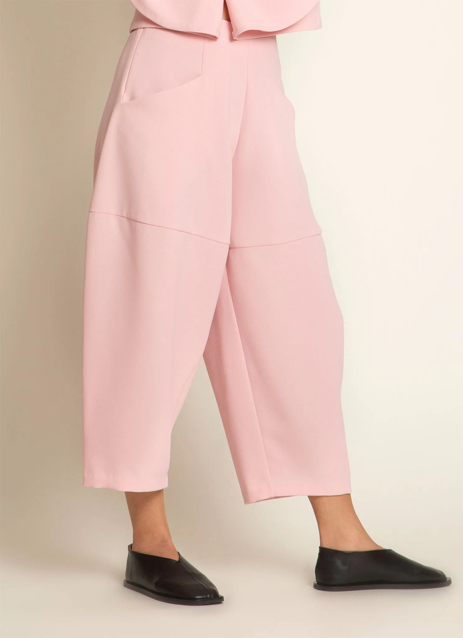 Cachuabi Tomato Tapered Billow Pocket Pant in Soft Pink