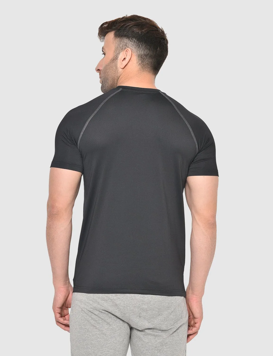 Fitinc Gymwear Black T-shirt for Men