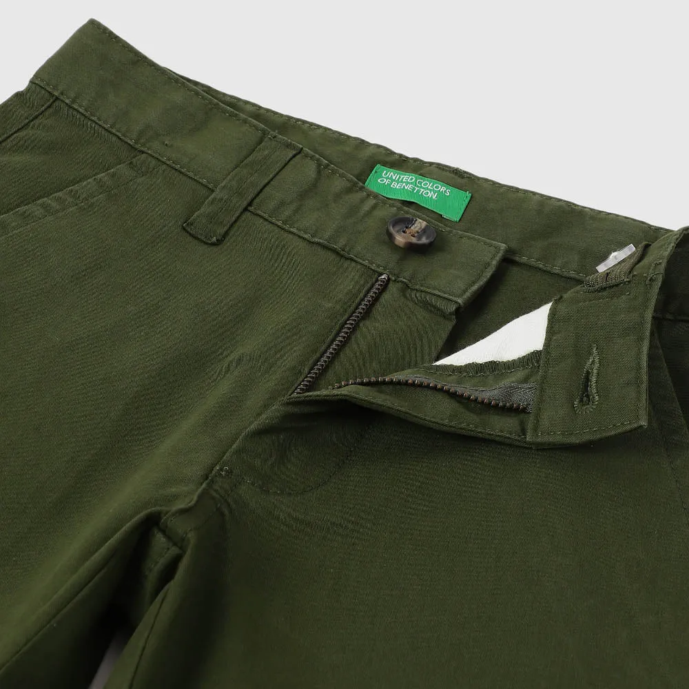 Green Solid Regular Fit Trousers