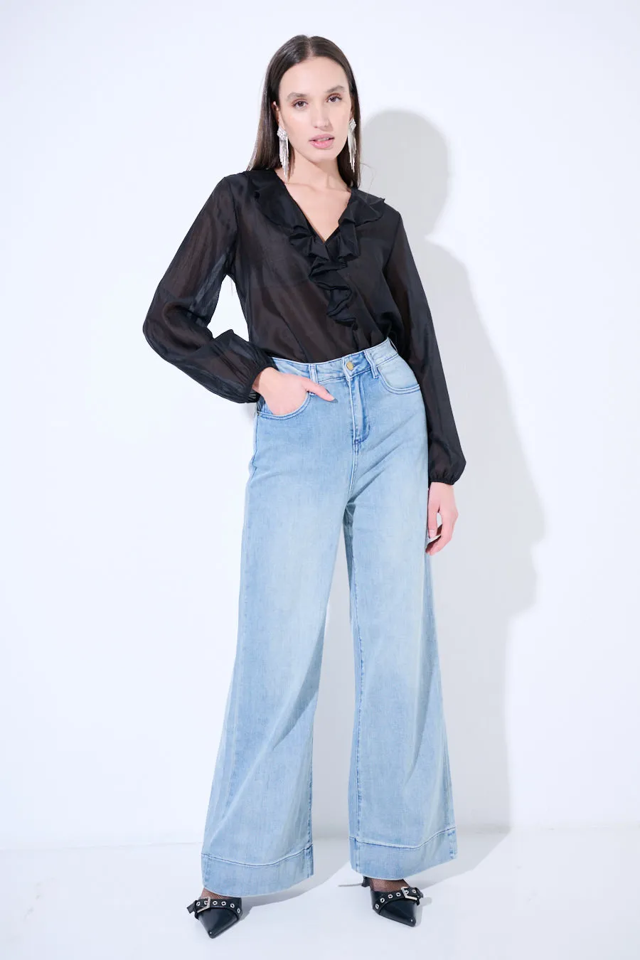 Light-wash wide-leg denim trousers wholesale