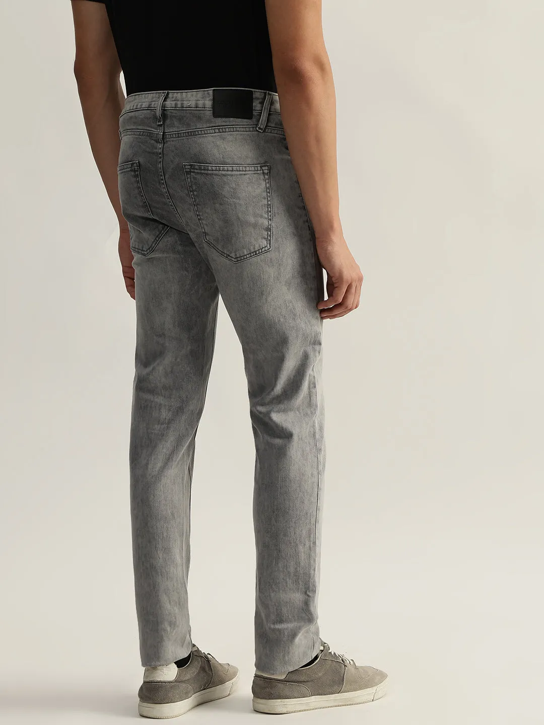 Lindbergh Men Grey Washed Tapered Fit Mid-Rise Jeans