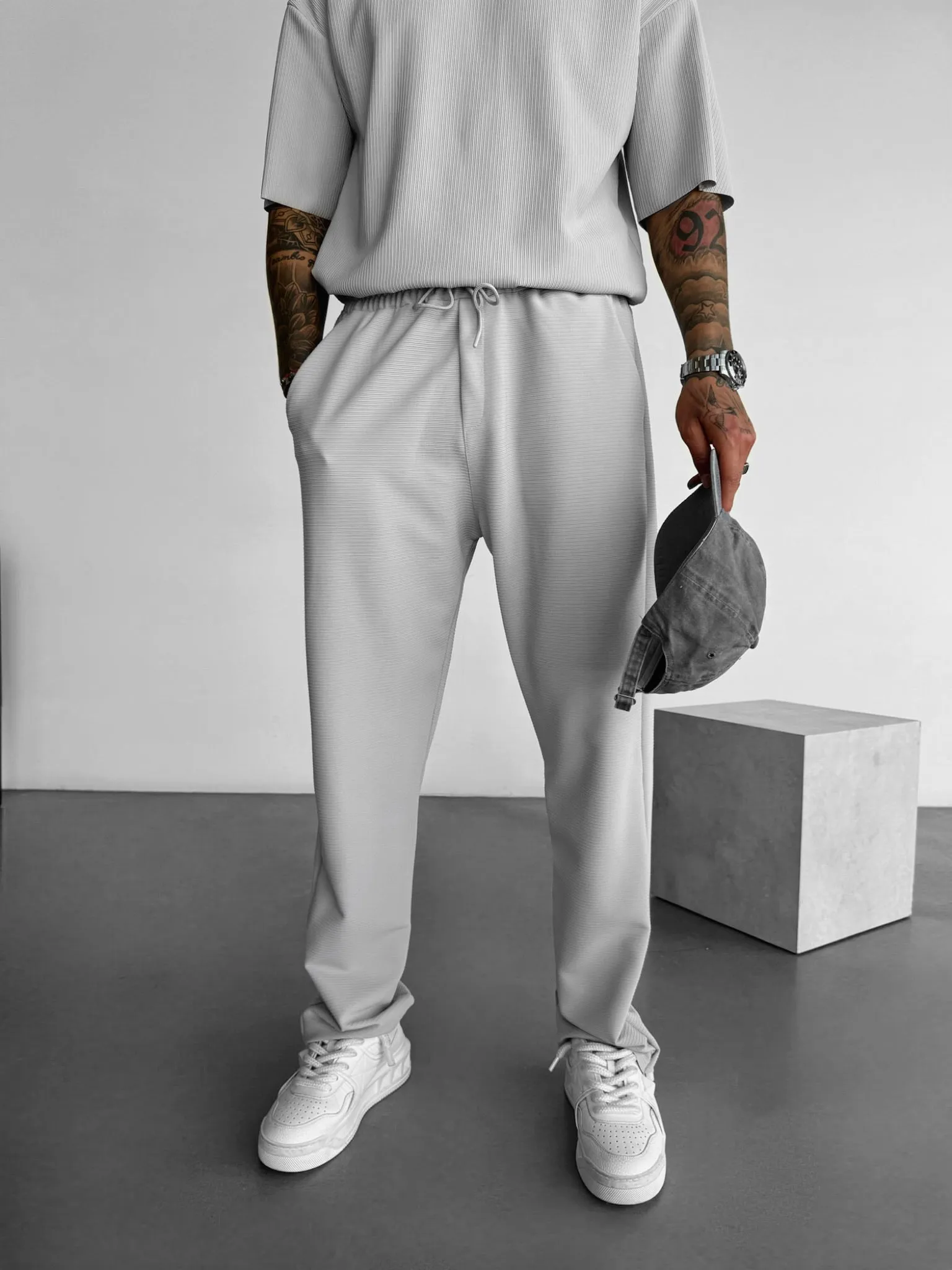 Loose Fit Lines Trousers - Grey