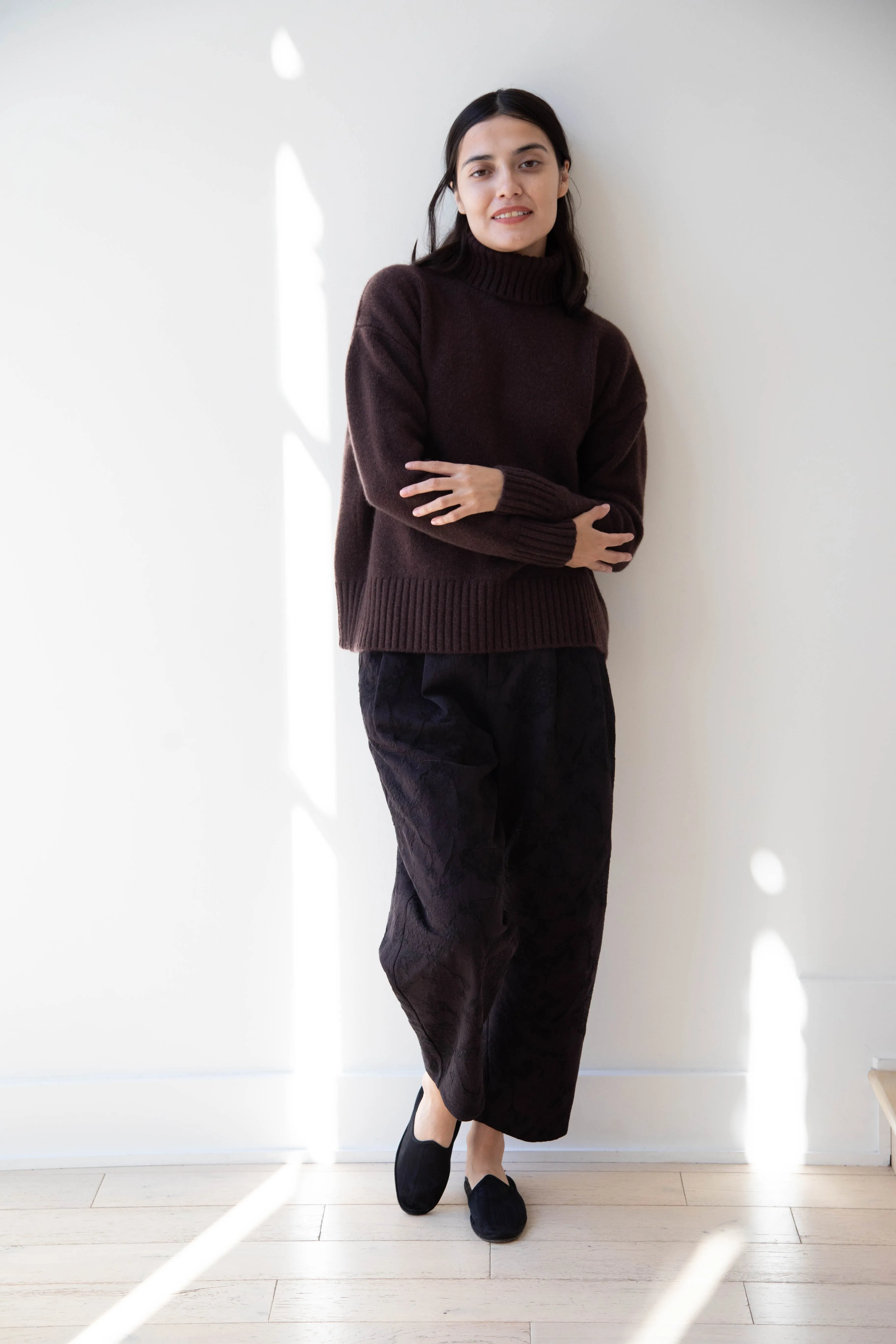 Makié | Cashmere Turtleneck Sweater in Chocolate